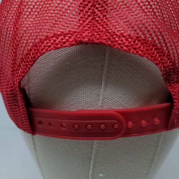 Six Flags Men's Suicide Squad Mesh Back Snapback Hat Red White Harley Quinn - Picture 9 of 13